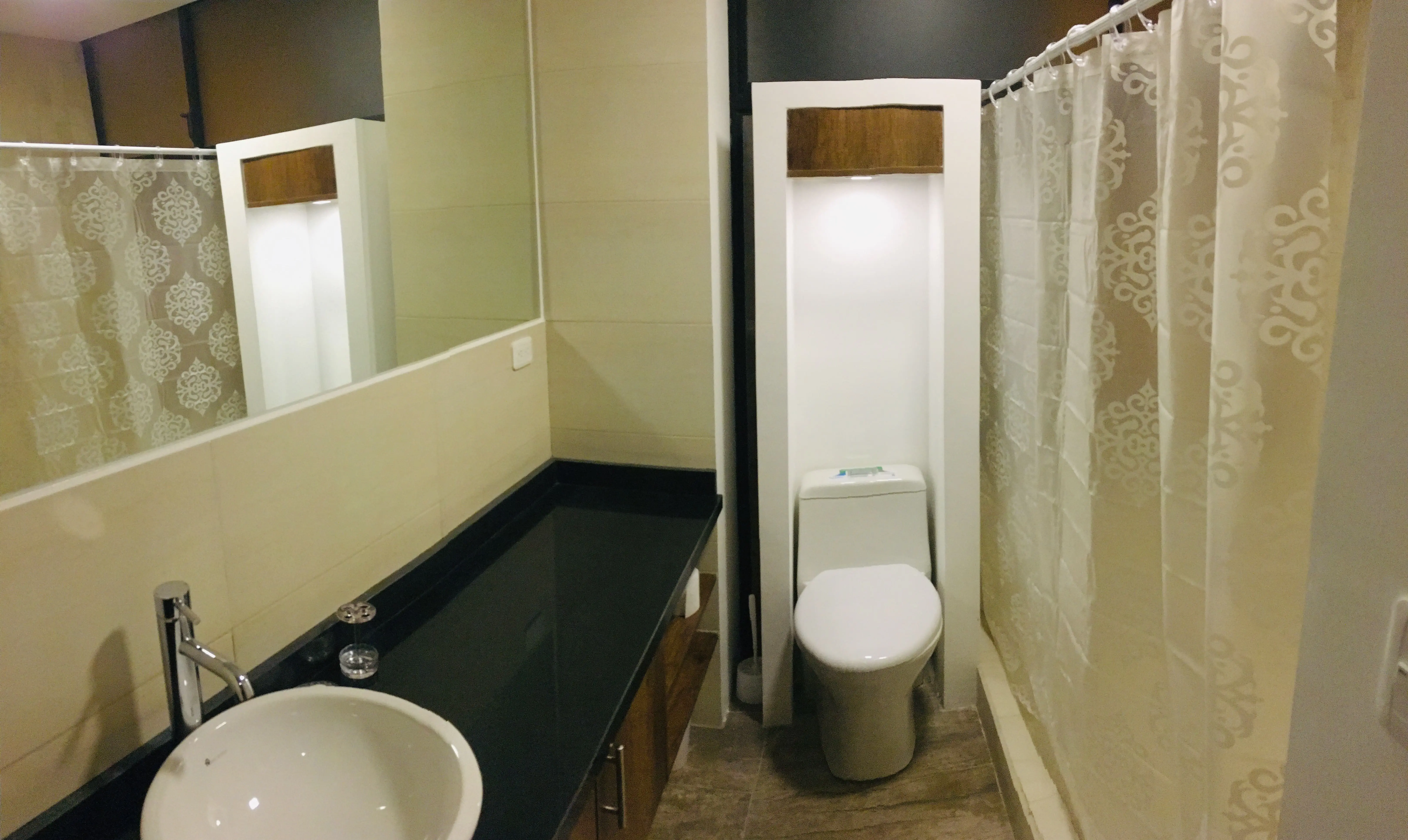 Edificio Rentero en Venta | +$2,700/mes | Diseño Premiado | en Quito - Valle de los Chillos