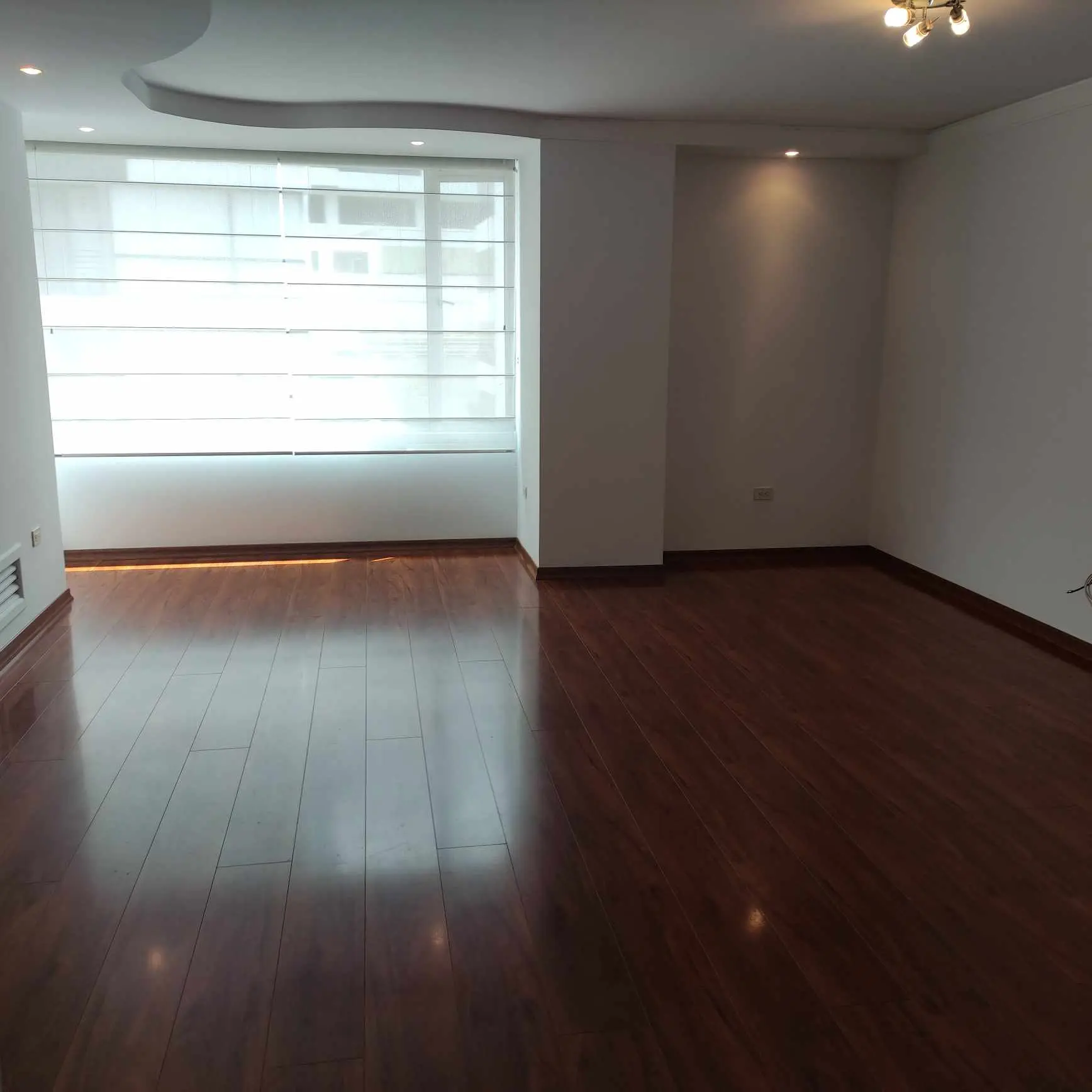 QUITO TENNIS DEPARTAMENTO EN VENTA 3 DORMITORIOS, LINDA VISTA