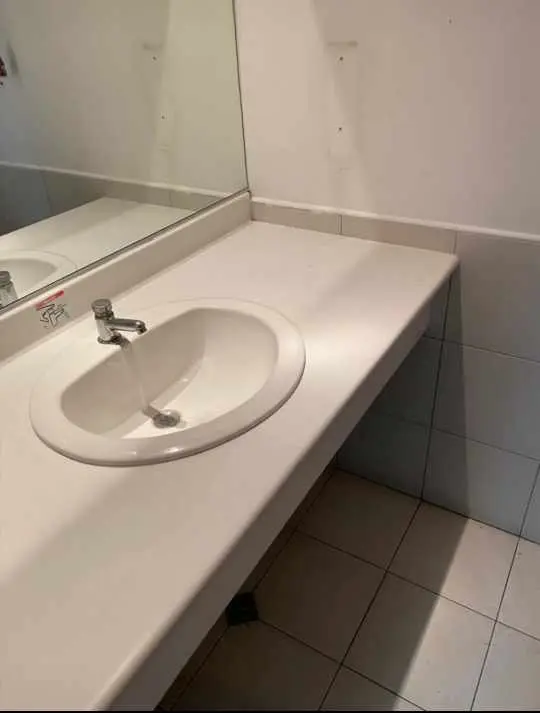 OFICINA DE ARRIENDO 288 M2 SECTOR SANTAMARÍA 6 DE DICIEMBRE