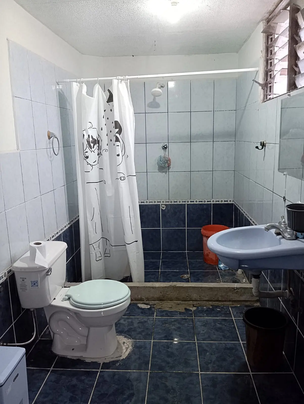 CASA COMERCIAL EN VENTA - SANTO DOMINGO - ZOFIN INMOBILIARIA - MARIO BENALCAZAR