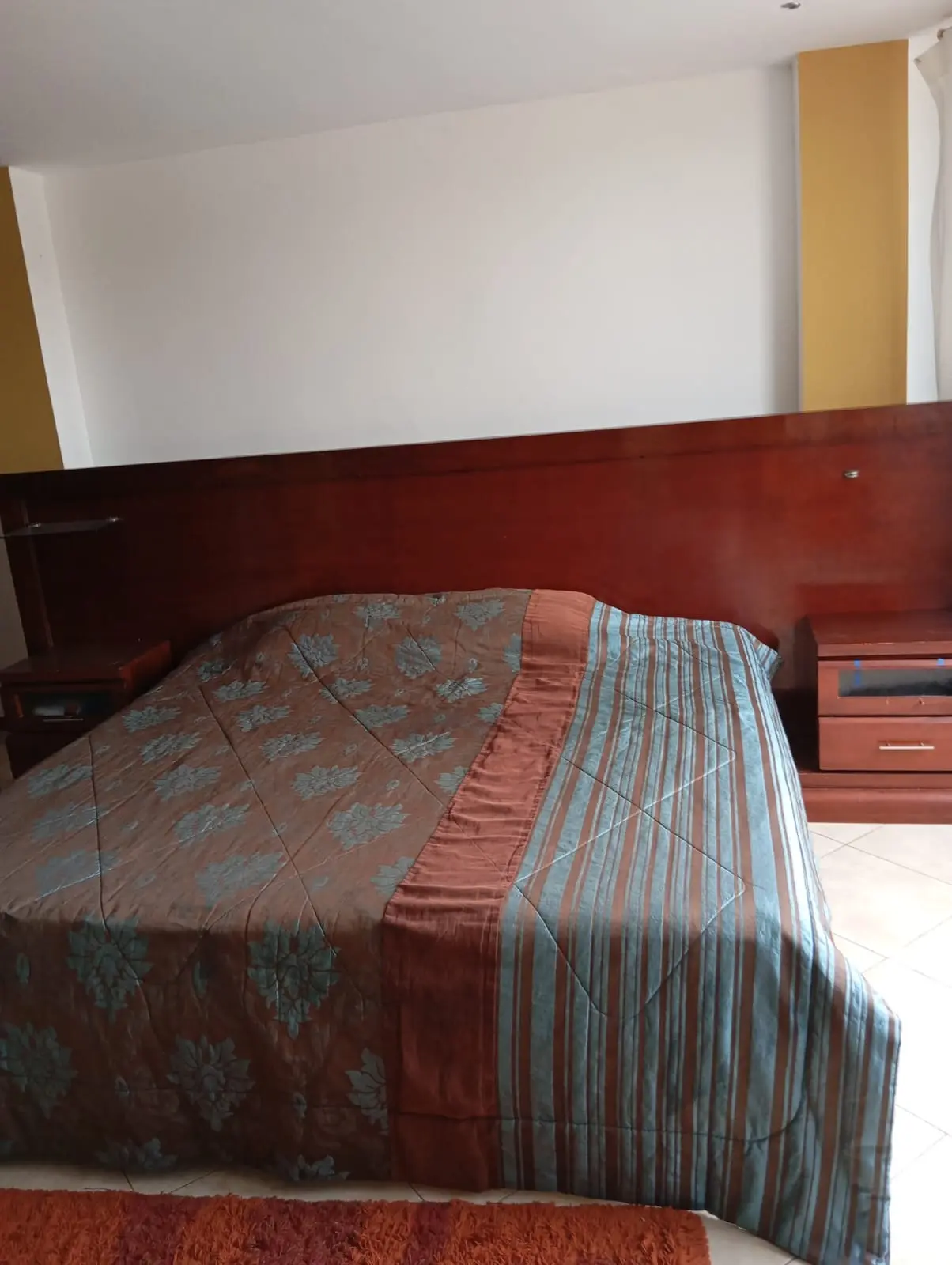 CASA EN VENTA - SANTO DOMINGO - ZOFIN INMOBILIARIA - Mario Benalcázar