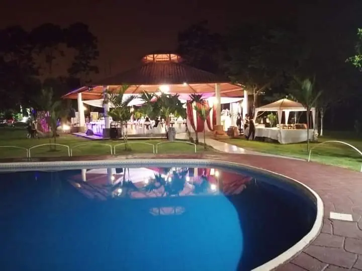 QUINTA EN VENTA - Santo Domingo - Zofi inmobiliaria - Mario Benalcazar